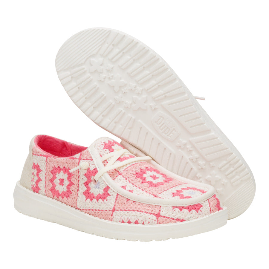 43109-6GT_WENDYCOTTAGECROCHET_CORALBALLERINAPINK_PAIR_BOTTOM_conversion1