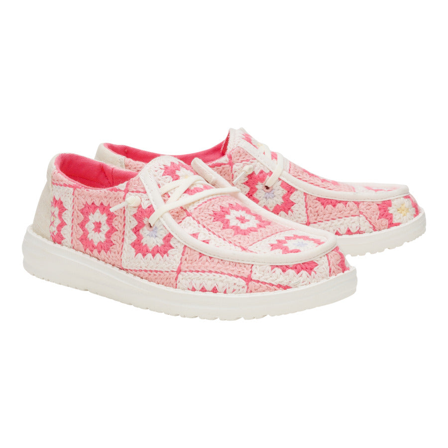 43109-6GT_WENDYCOTTAGECROCHET_CORALBALLERINAPINK_PAIR_conversion1