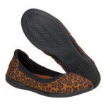 43782-90L_SAVANNAHSLIPSEASONAL_LEOPARD_LEFT_SIDE_conversion1